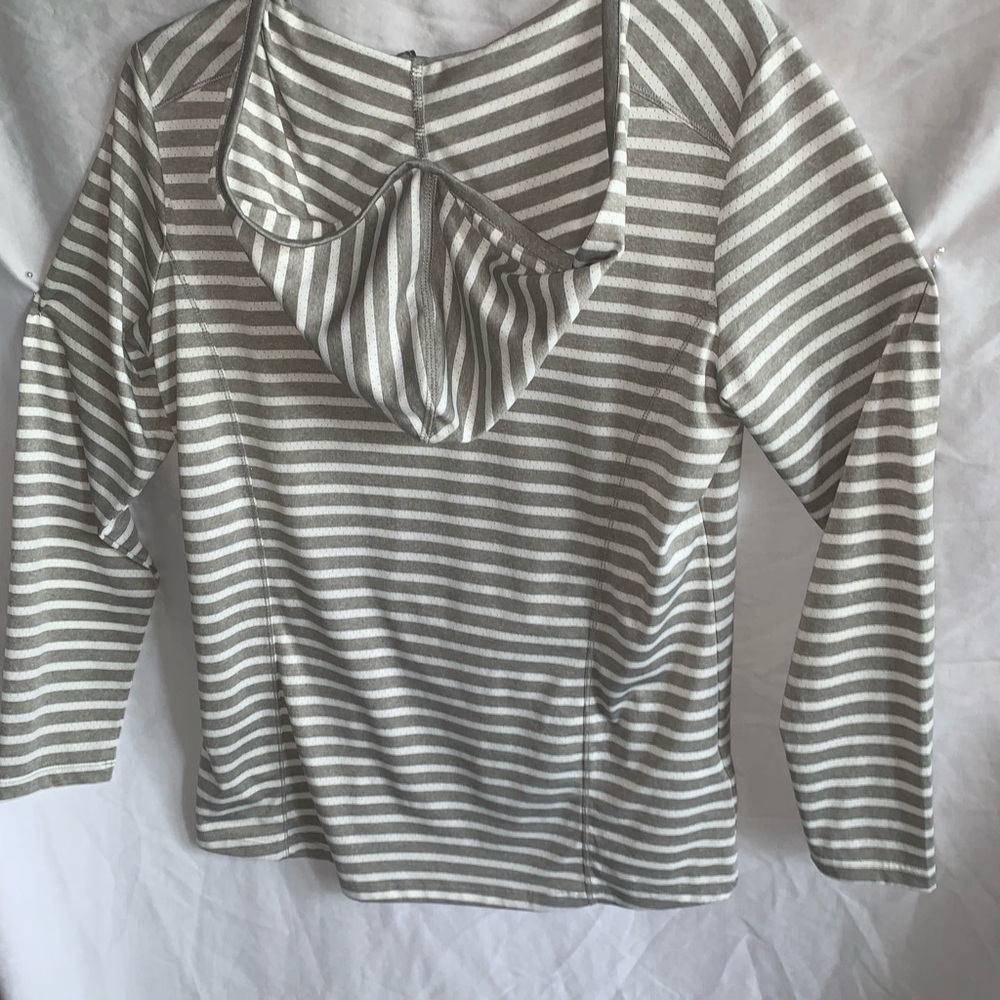 Gray and white light weight Hoodie